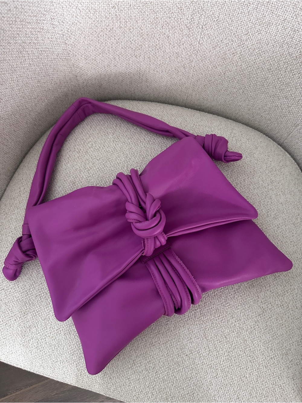 Knot-Front Shoulder Bag in Vibrant Magenta - Picture 14 of 15